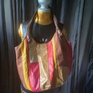 The Sak purse leather ADORBS!!